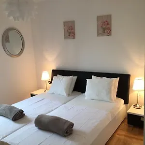  Apartman Papalinna