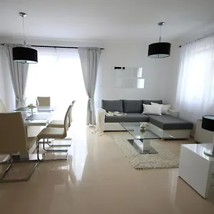 Mantinela Appartamento